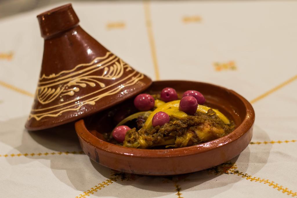 Riad Ibn Khaldoun Fès Exteriör bild